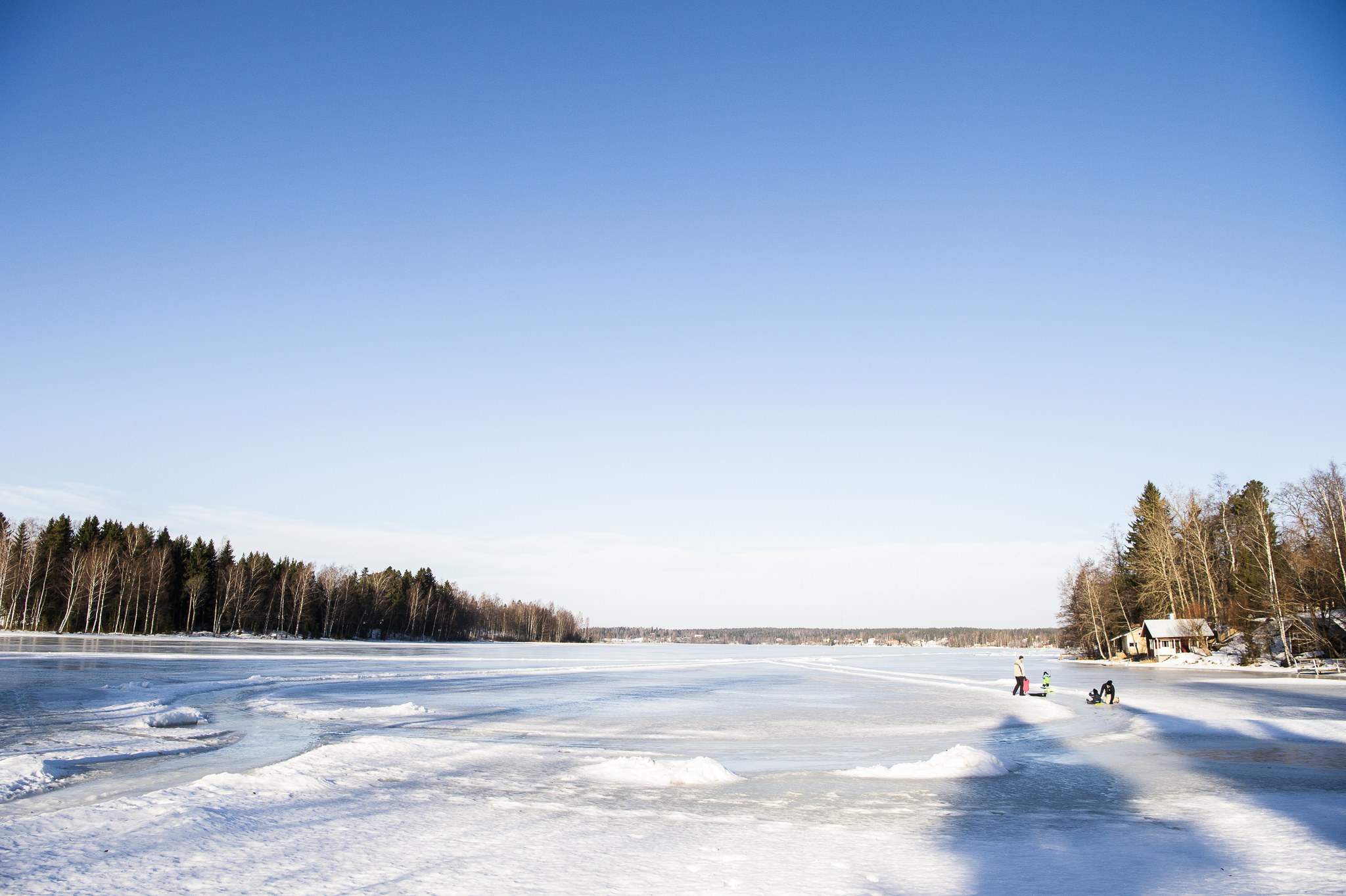 Talvipuuhaa Kirkkojärven jäällä Lempäälässä